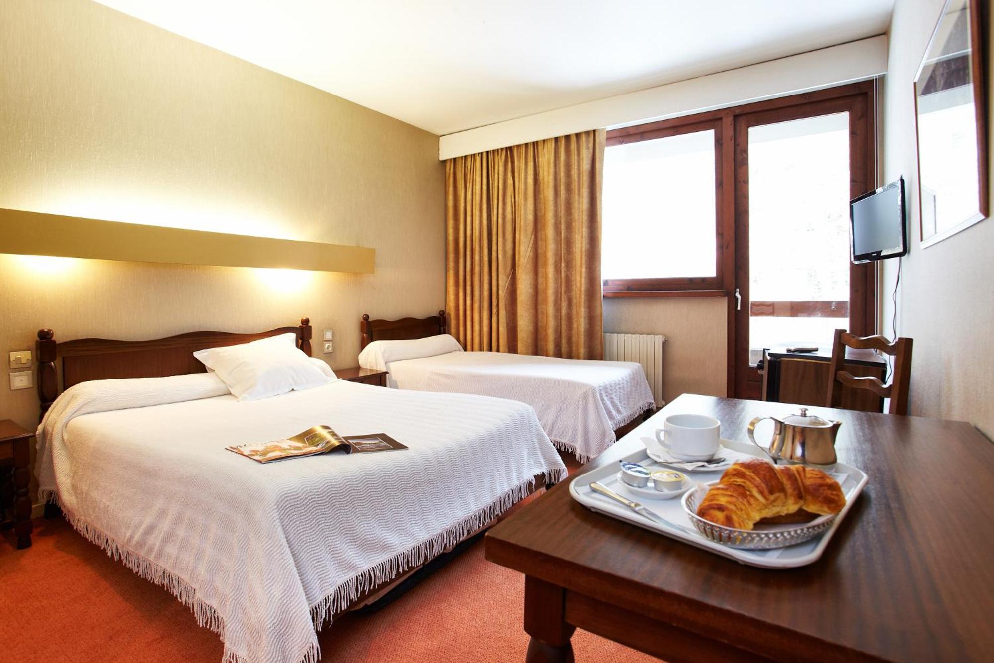 Hotel De Paris Bagnères-de-Luchon Cameră foto